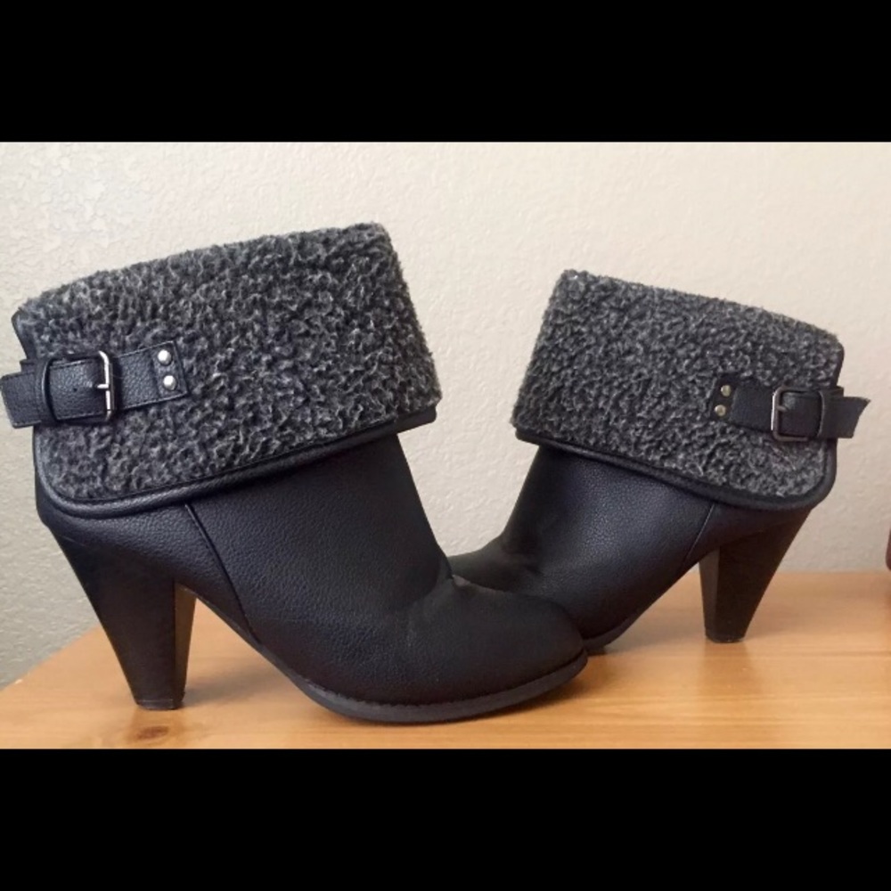 Black Faux Fur Faux Leather High Heel Ankle Bootie